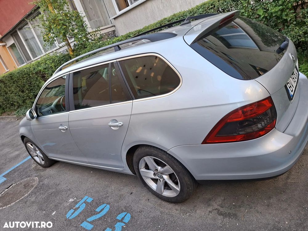 Volkswagen Golf - 2