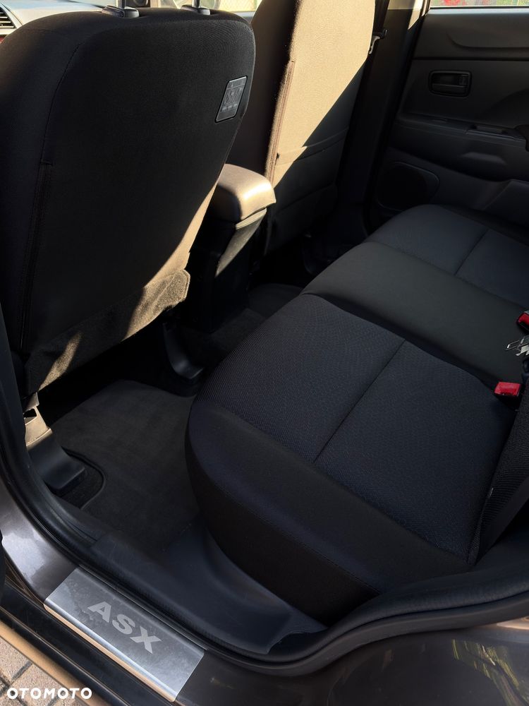 Mitsubishi ASX - 7