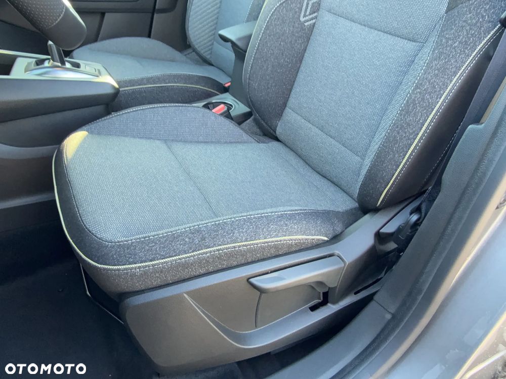 Renault Captur 1.3 TCe mHEV Techno EDC - 12