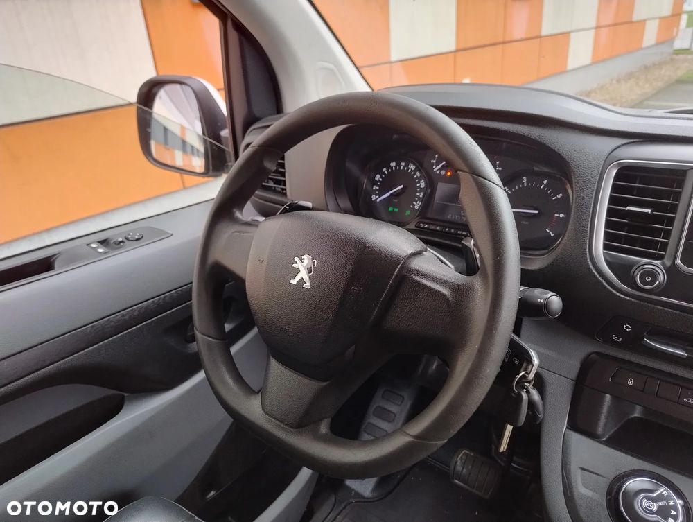 Peugeot EXPERT NOWY MODEL 1.6 HDI (101KM) AUTOMAT (L2H1) (EURO,6) KLIMA WEBASTO FULL OPCJA STAN IDEALNY NIE MA RDZY 100% BEZWYPADKOWY SERWIS A.S.O. DO KOŃCA ! ! ! - 12