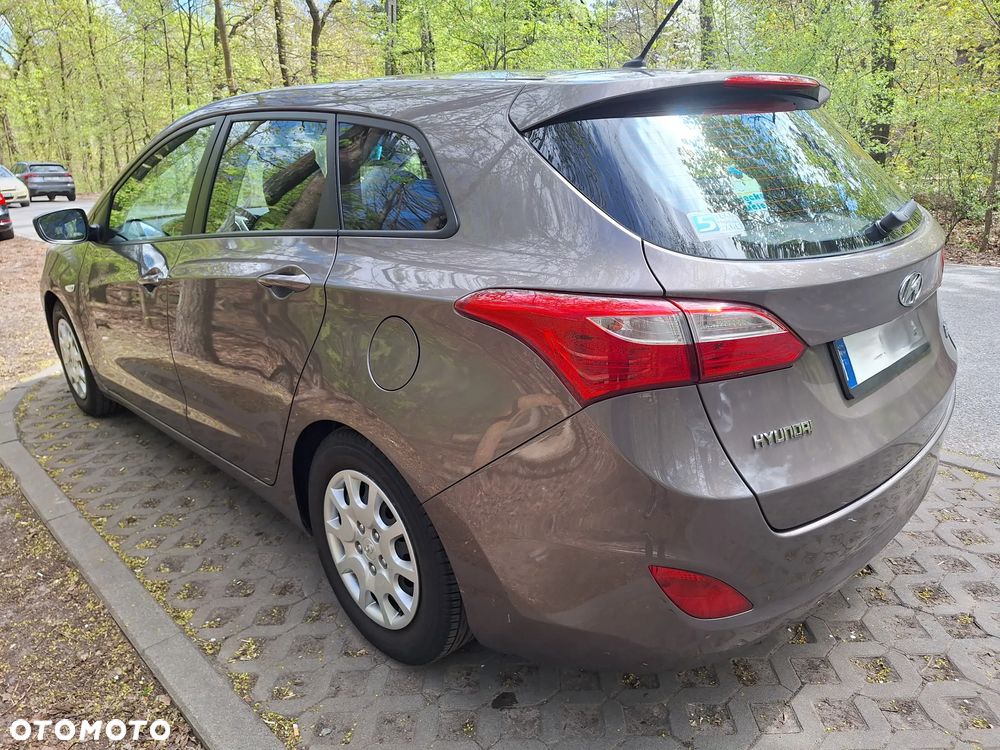 Hyundai i30 1.4 Comfort - 4
