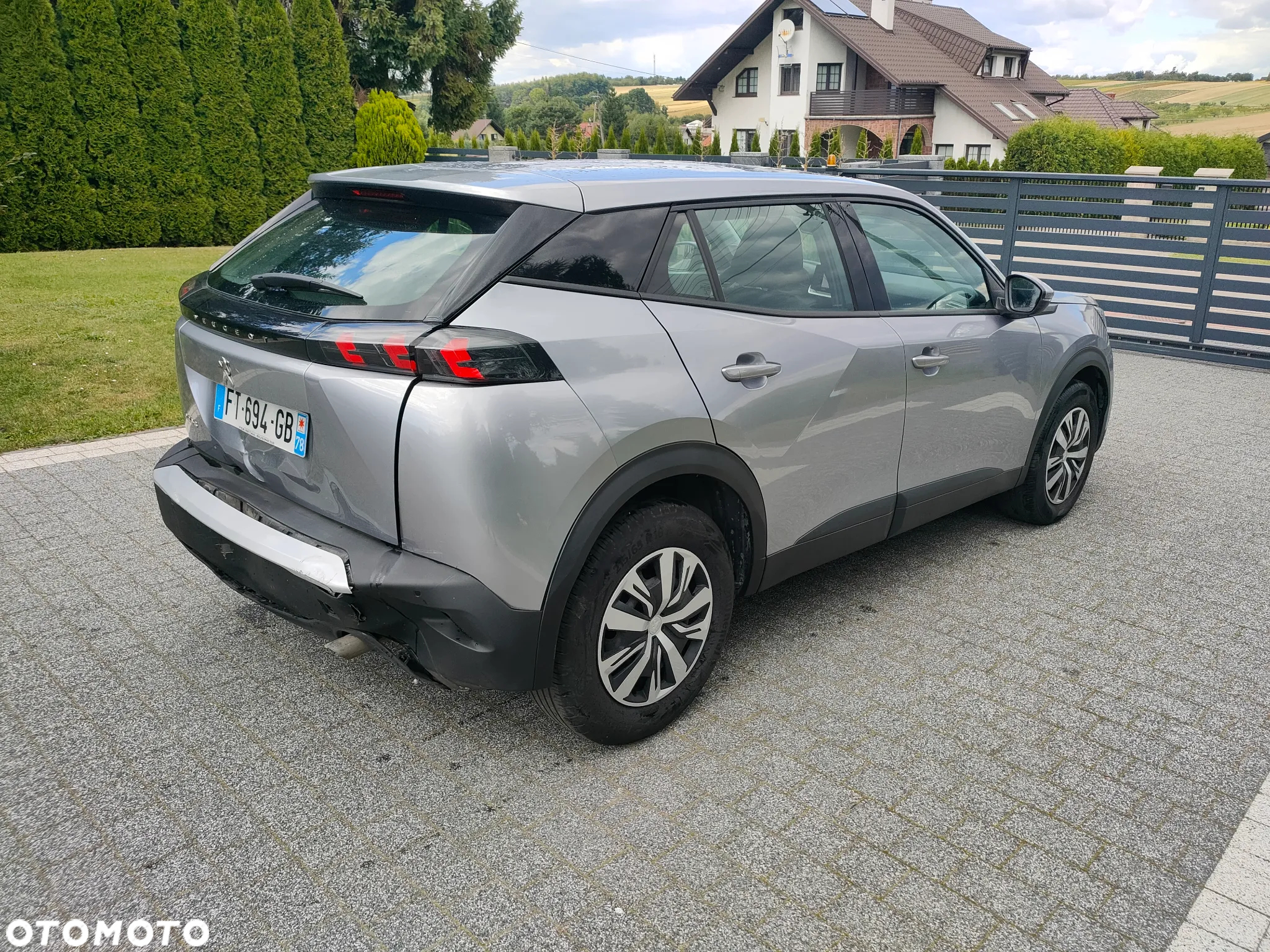 Peugeot 2008 - 6