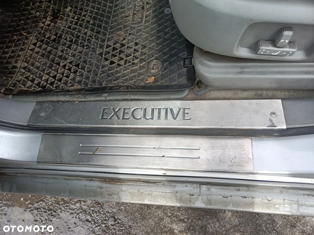 Kia Sorento 2.5 CRDi Executive - 25