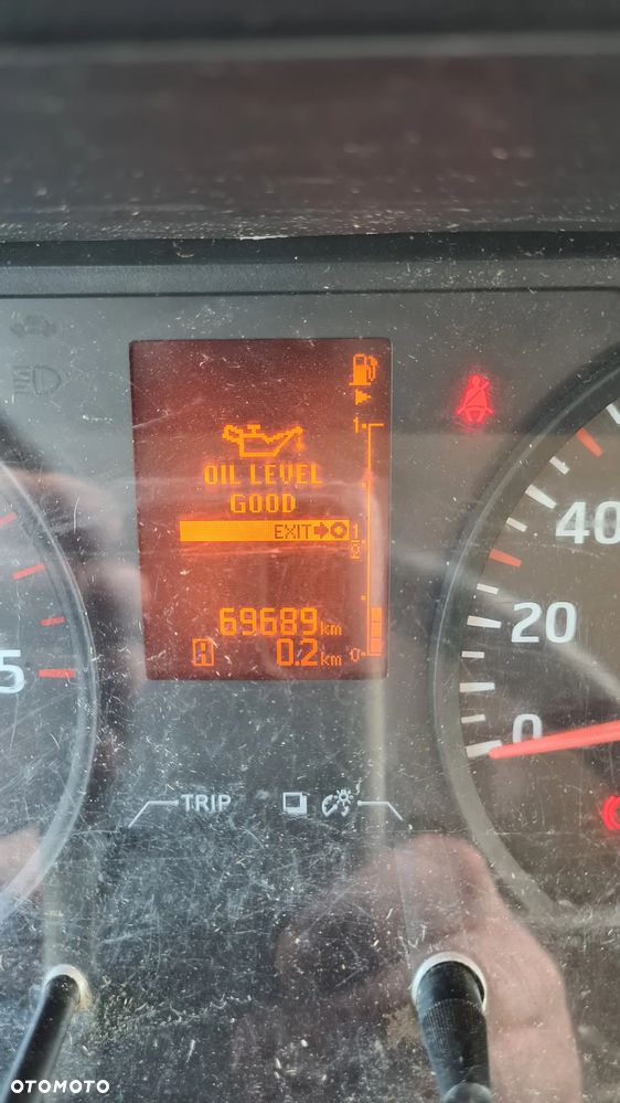 Nissan CABSTAR NT400 - 27