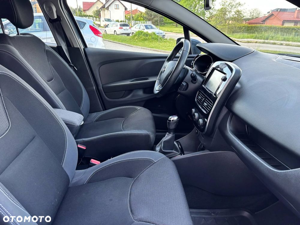 Renault Clio 1.2 16V 75 Life - 25
