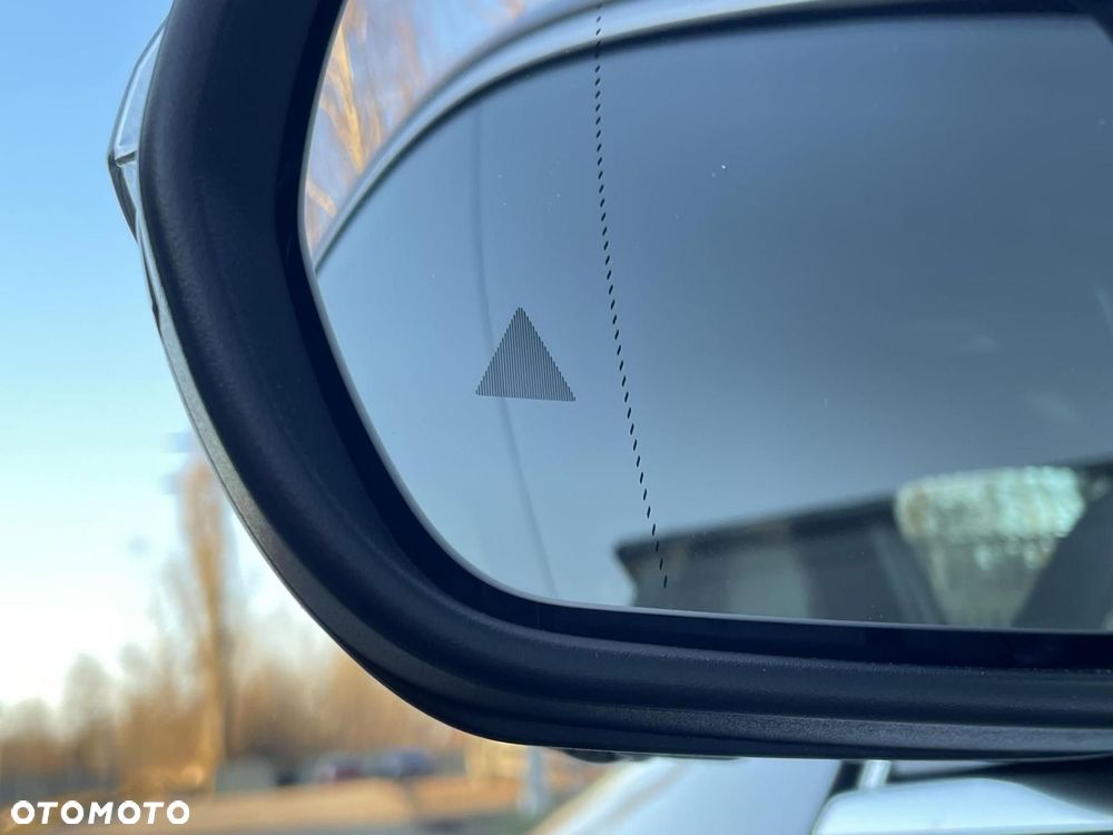 Mercedes-Benz EQA - 29