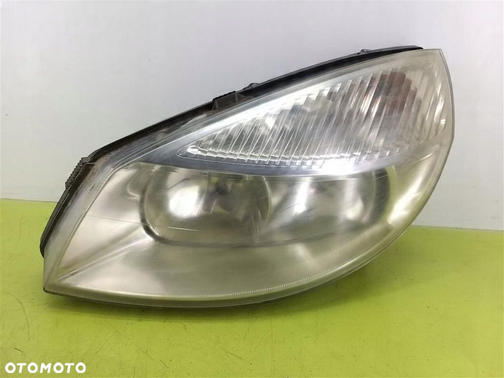 Reflektor lampa przód lewa Renault Scenic II 2003-2006 PRZED LIFT  15810300 - 1