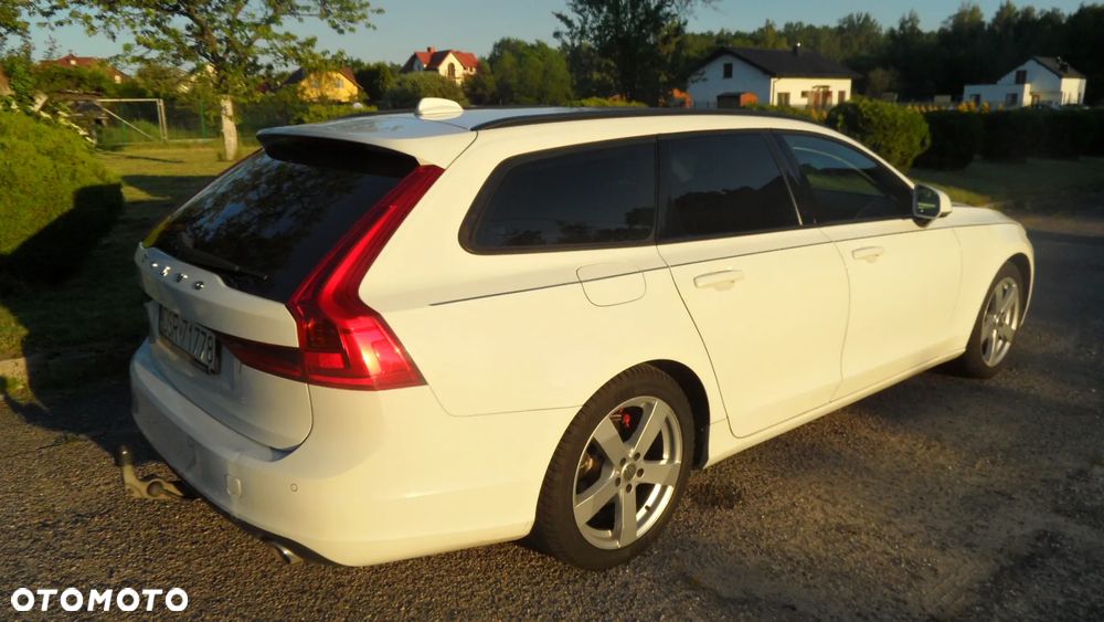 Volvo V90 - 17