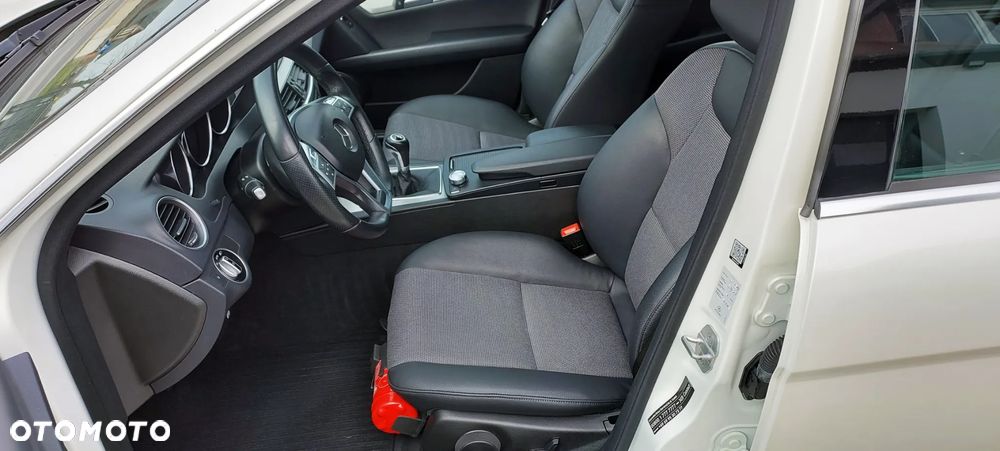 Mercedes-Benz Klasa C - 33