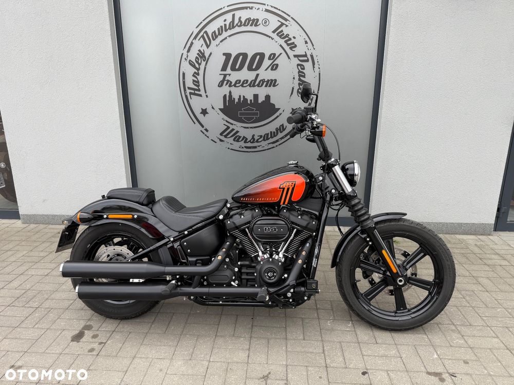 Harley-Davidson Softail Street Bob - 1