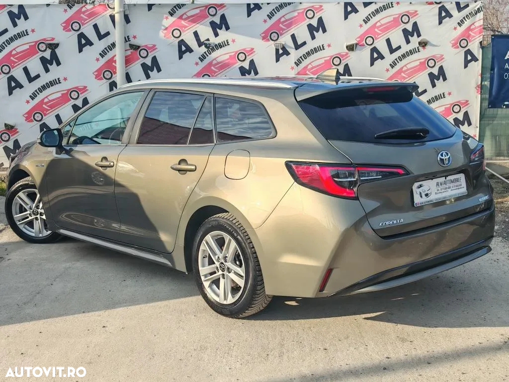 Toyota Corolla 1.8 Hybrid Comfort - 12