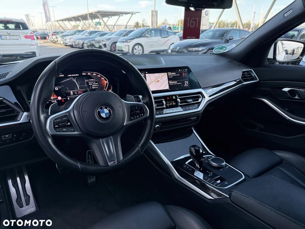BMW Seria 3 M340i xDrive sport - 27