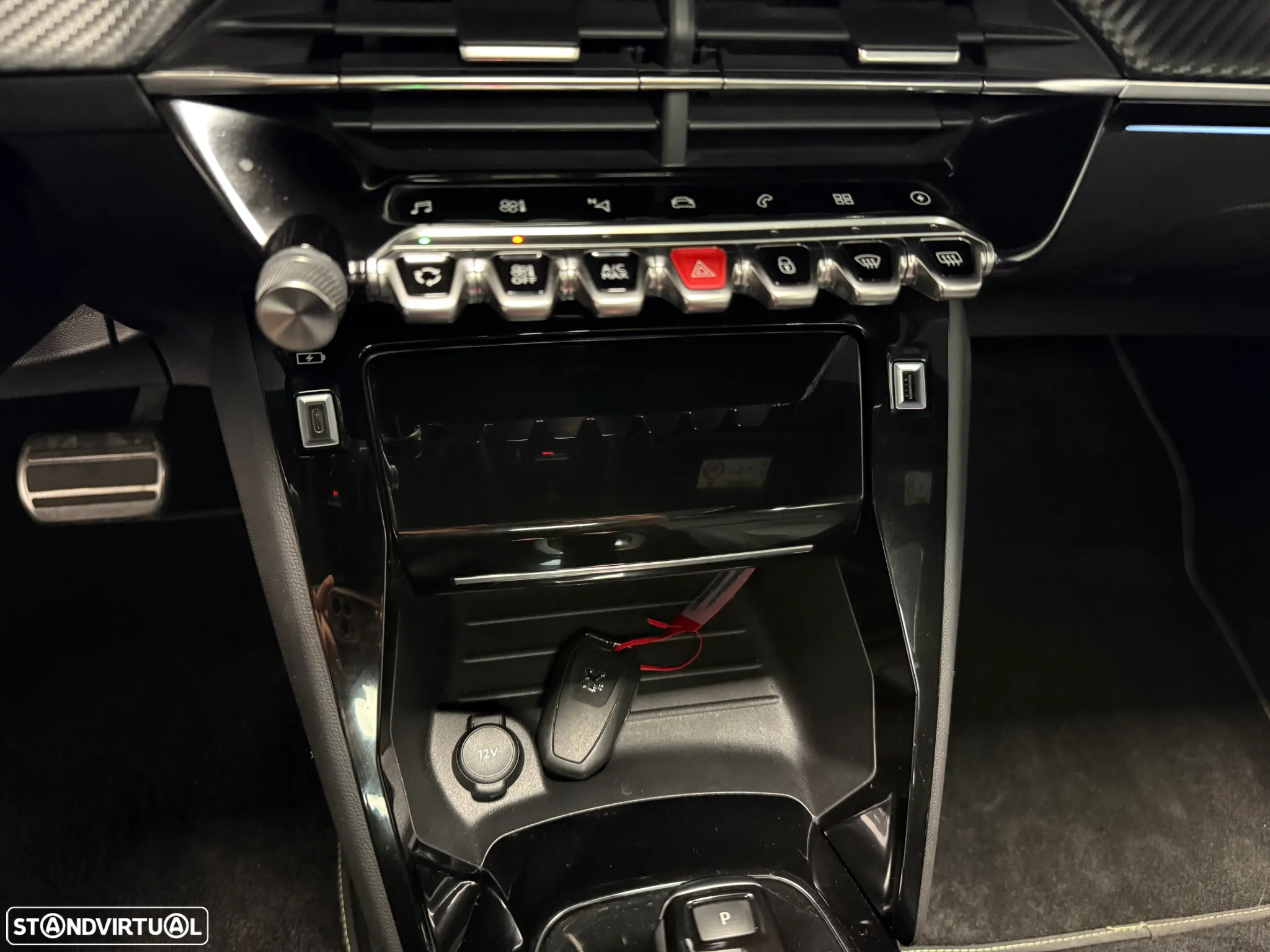 Peugeot e-208 50 kWh GT - 23