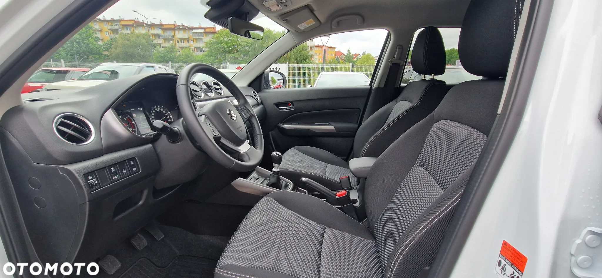 Suzuki Vitara 1.4 Boosterjet mHEV Premium Plus 2WD - 9