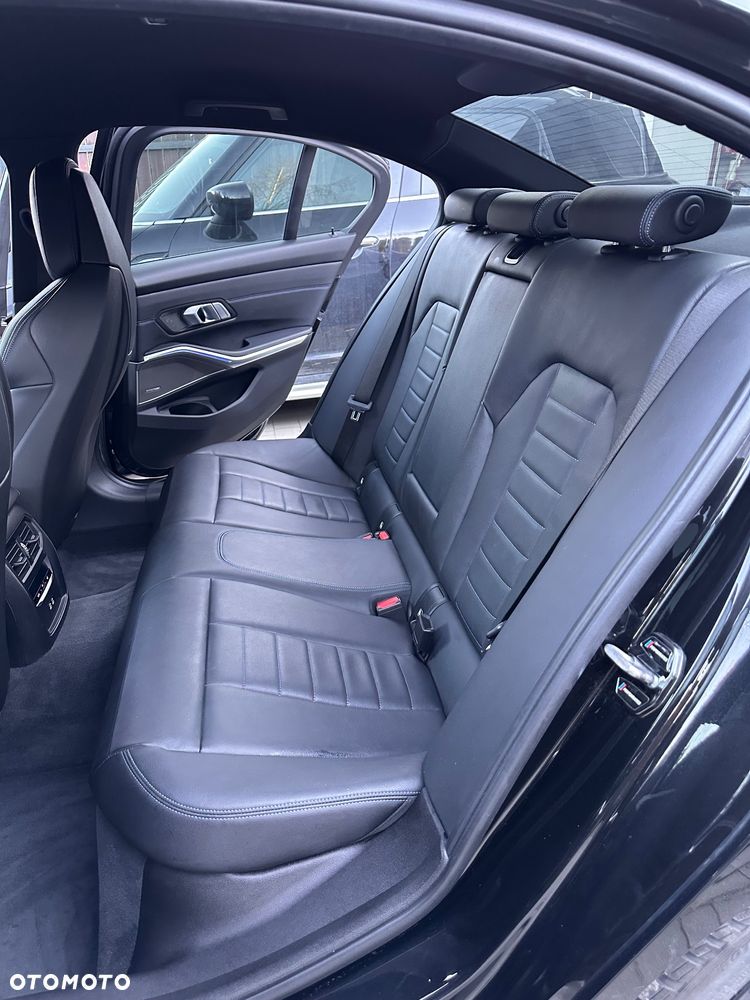 BMW Seria 3 M340d xDrive mHEV sport - 12