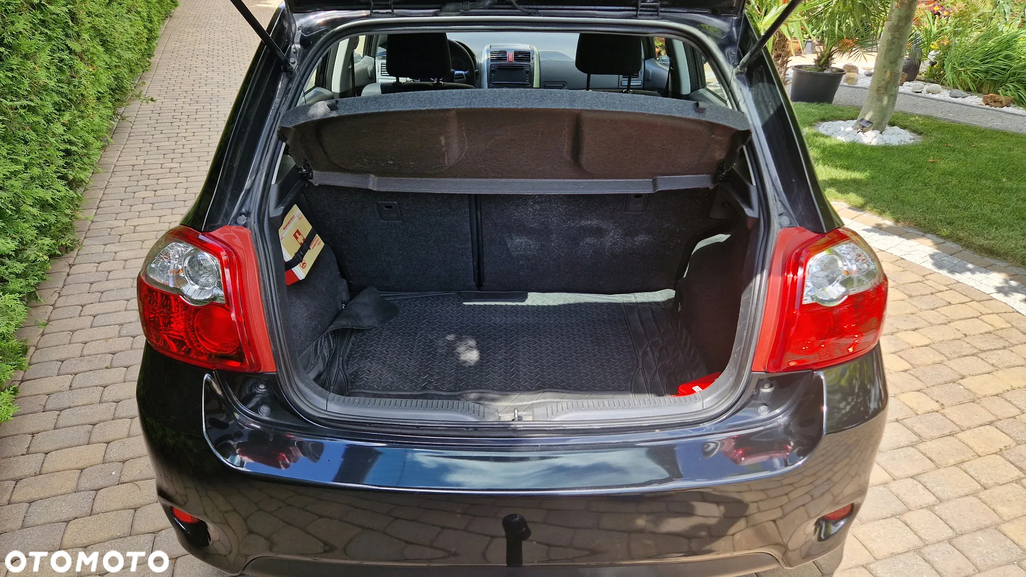 Toyota Auris 1.6 Prestige - 9