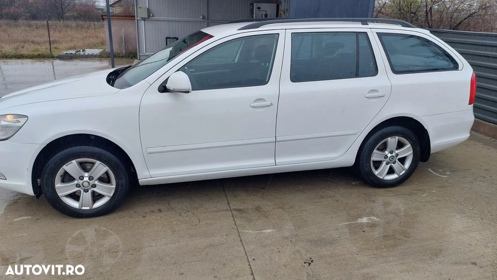 Skoda Octavia Combi 2.0 TDI DPF 4x4 AllDrive - 4