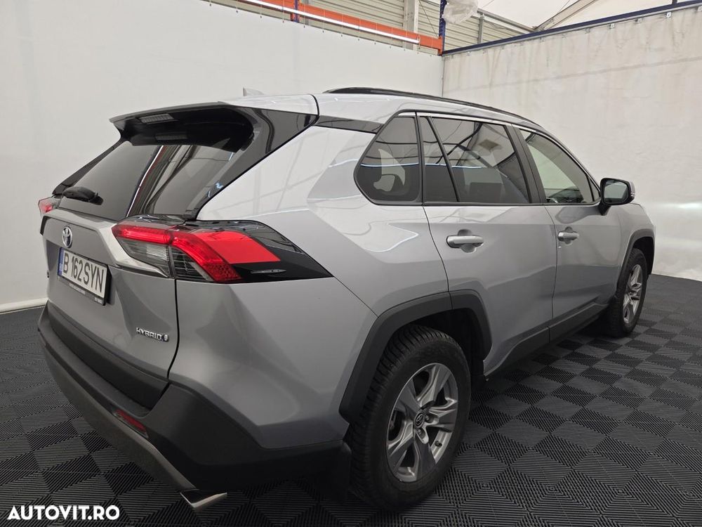 Toyota RAV4 - 3