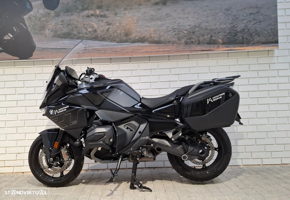 BMW R 1300 RT Triple Black - 6