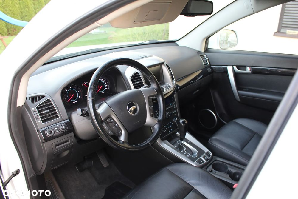 Chevrolet Captiva - 14