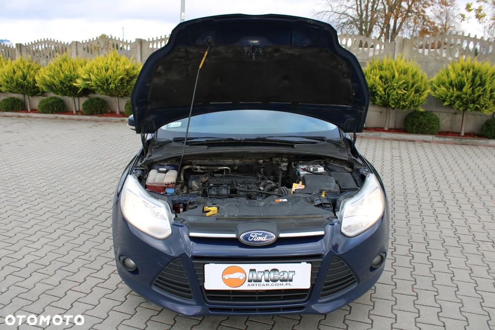 Ford Focus 1.6 Ambiente - 36