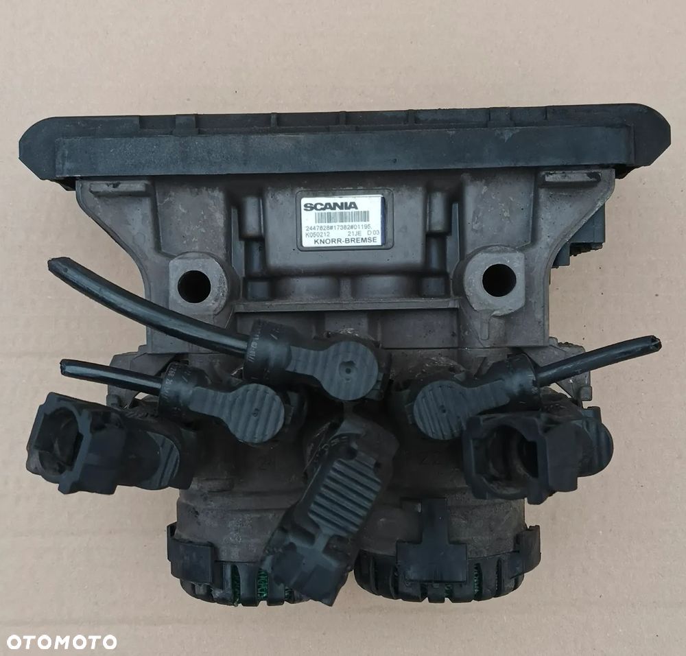 SCANIA R S ZAWÓR MODULATOR EBS 2447828 K050212 - 1