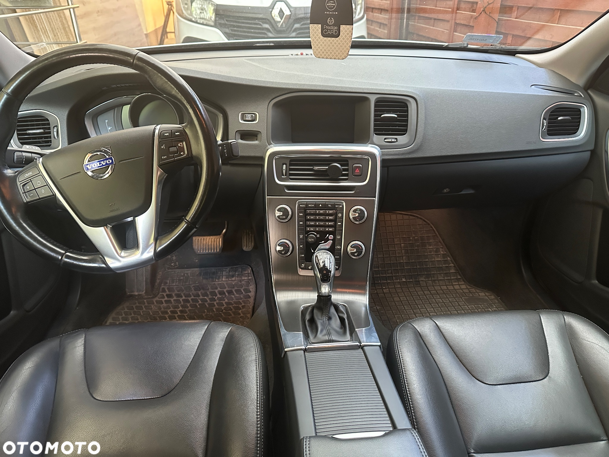 Volvo S60 T5 Drive-E Momentum - 12