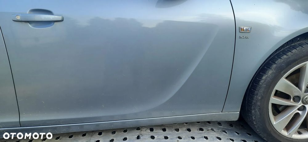 OPEL INSIGNIA A Hatchback 5 drzwi Zderzak przód tył drzwi maska klapa lampy Przód  Europa h7 LAKIER z179 taei Pas przedni wzmocnienie belka zderzaka 13235552 BELKA TYLNEGO ZDERZAKA 12772411 - 8