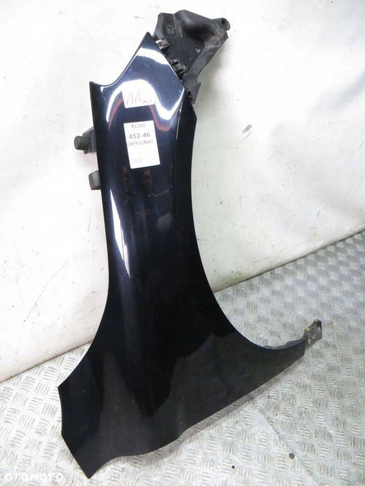 VOLVO XC60 BŁOTNIK PRAWY PRZÓD 452- 08-13 - 2