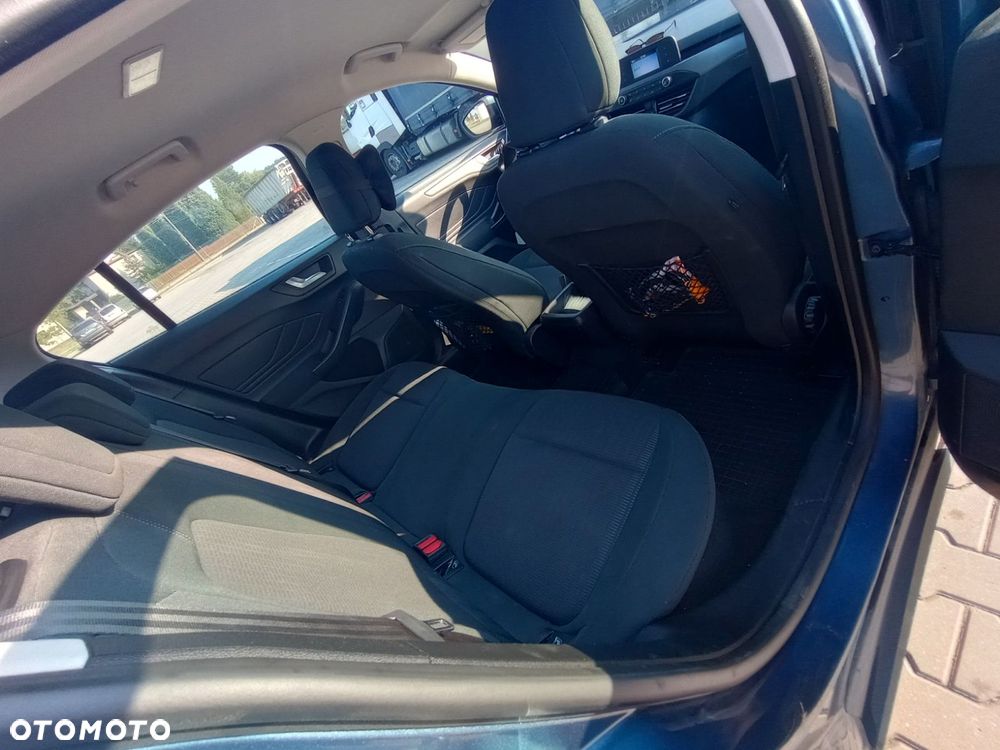 Ford Focus - 7