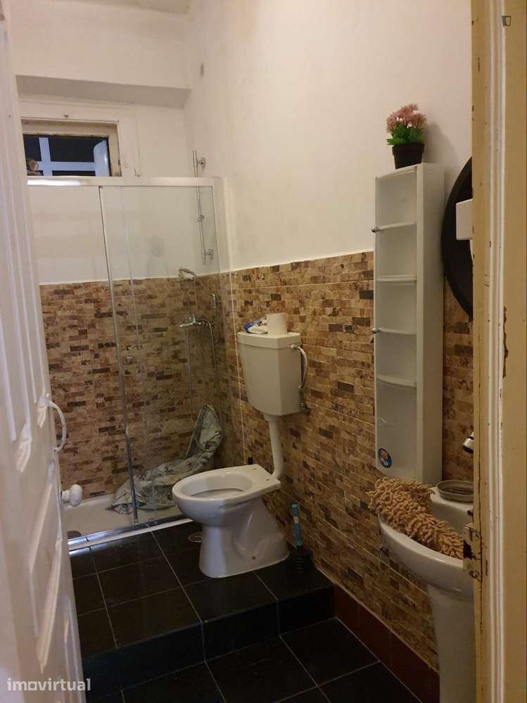Quarto - localizado em Alameda Lisbon - Grande imagem: 2/16