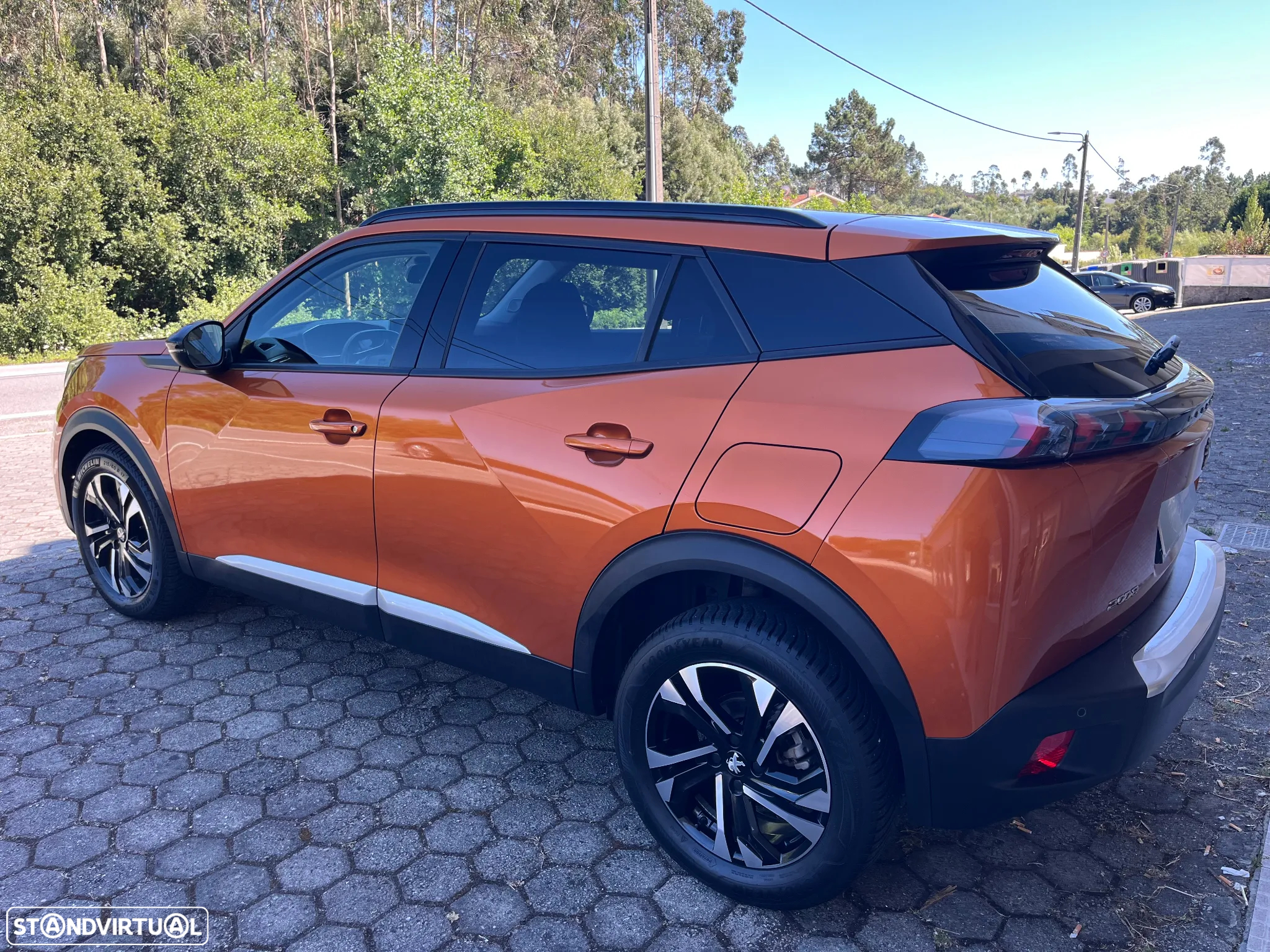 Peugeot 2008 1.5 BlueHDi Allure Pack - 9