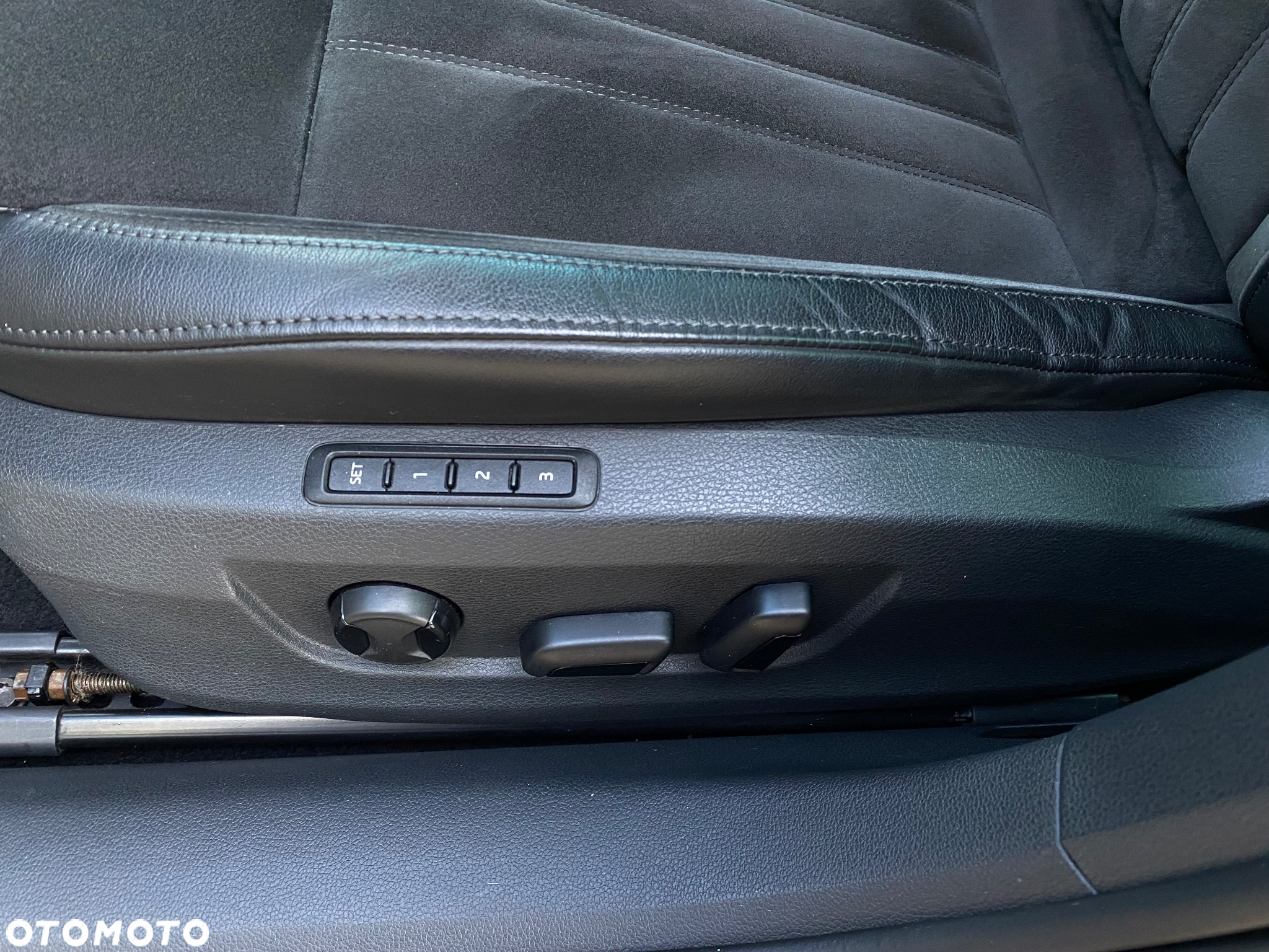Skoda Superb Combi 2.0 TSI 4x4 DSG Style - 11