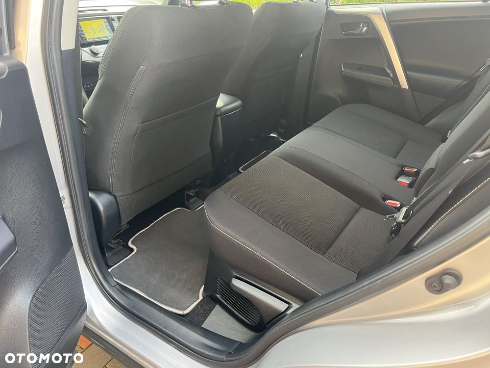 Toyota RAV4 - 36
