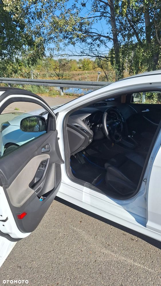 Ford Focus - 6