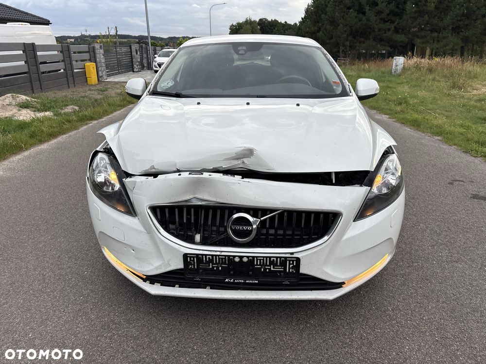 Volvo V40 - 1