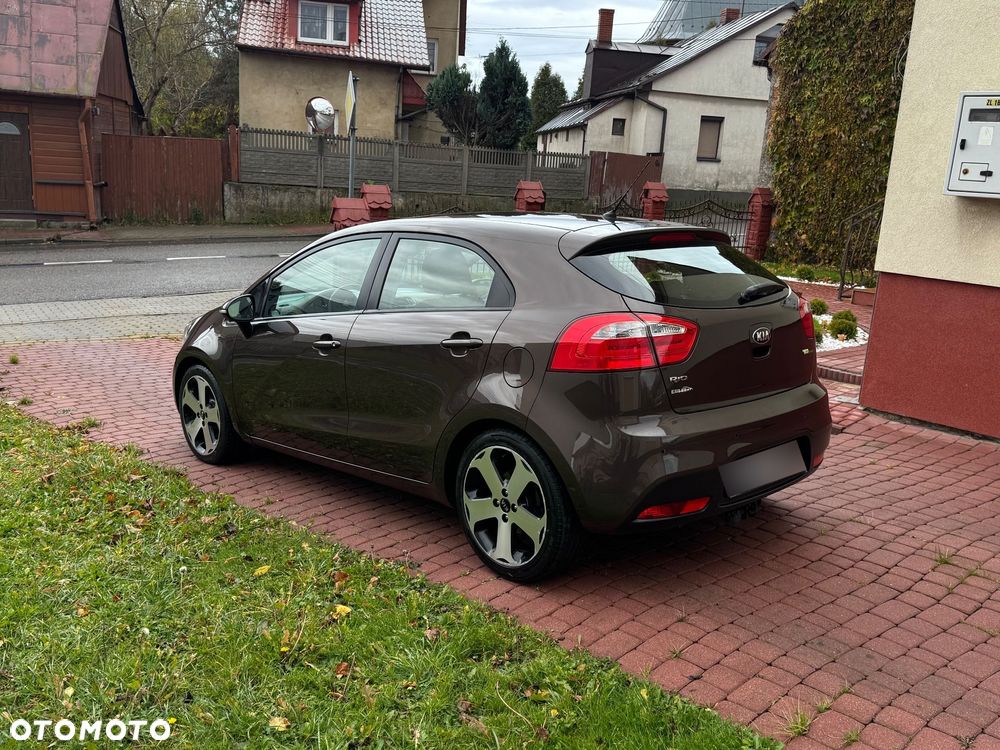 Kia Rio 1.4 Platinum Edition - 3