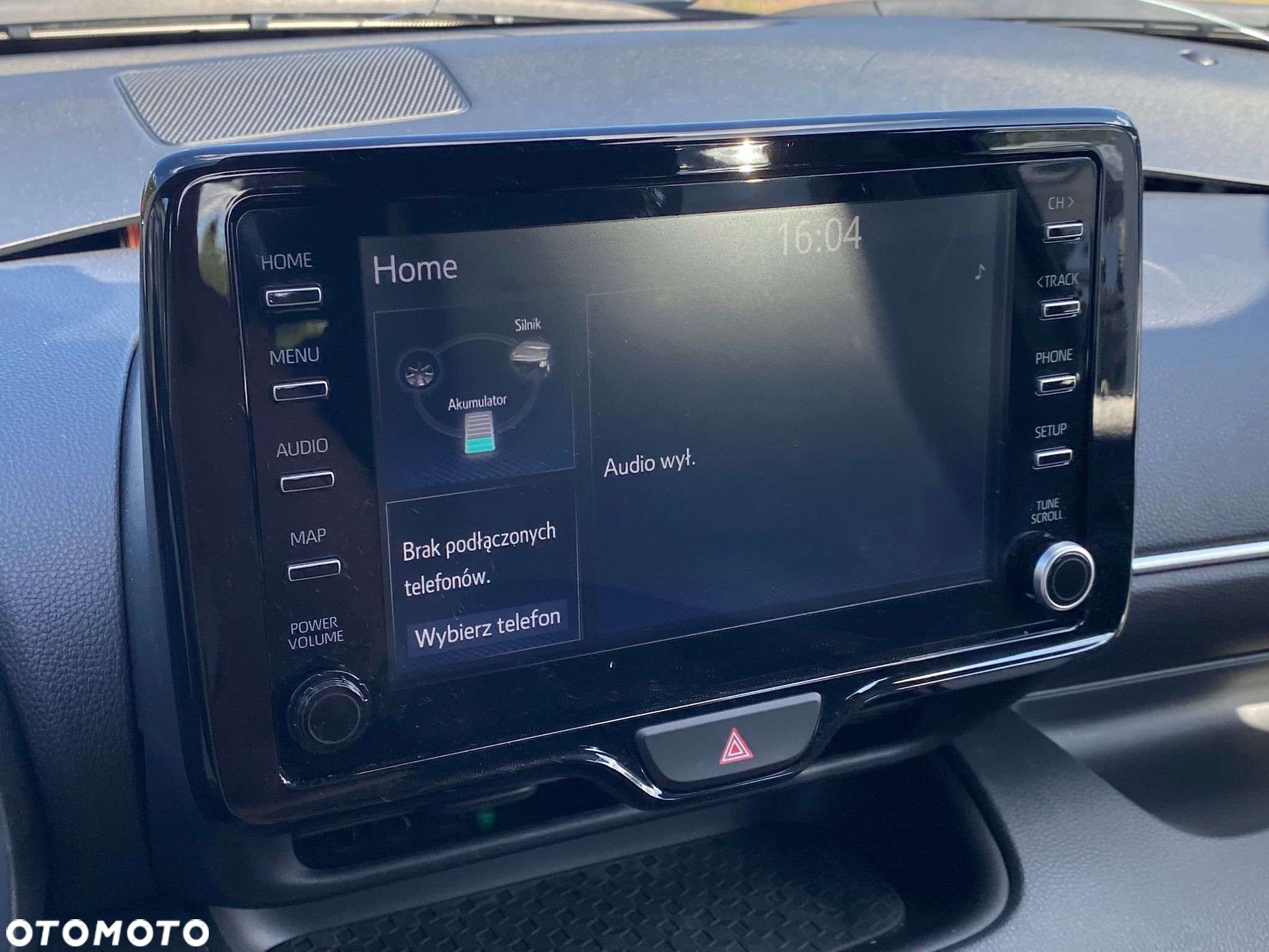 Mazda 2 Hybrid - 17