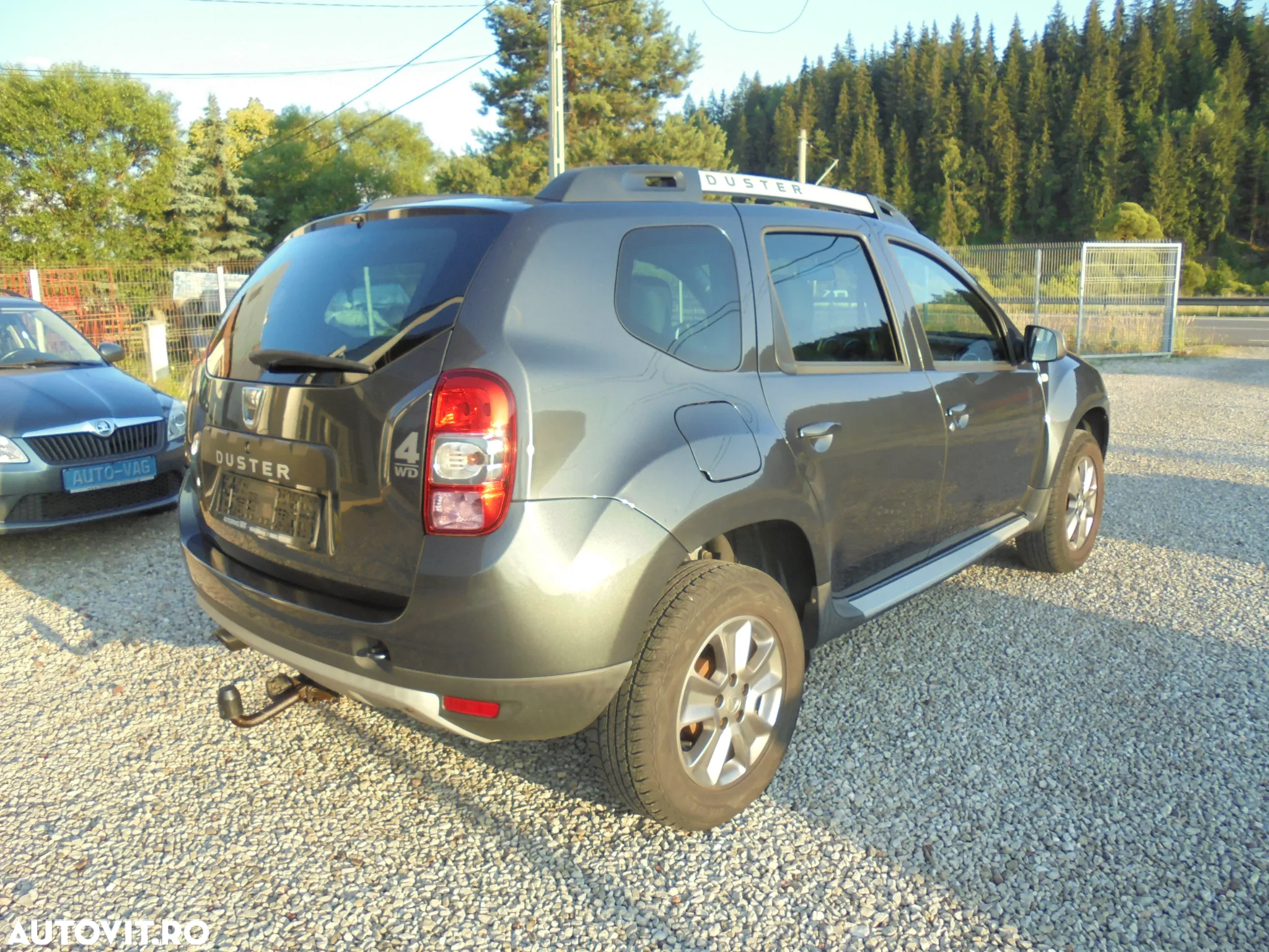 Dacia Duster 1.5 dCi 4WD Prestige jante 16" - 7