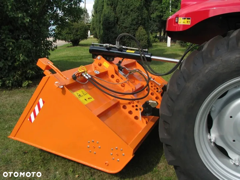 Piaskarka, posypywarka samozaładowcza PS-200 POMAROL - 4