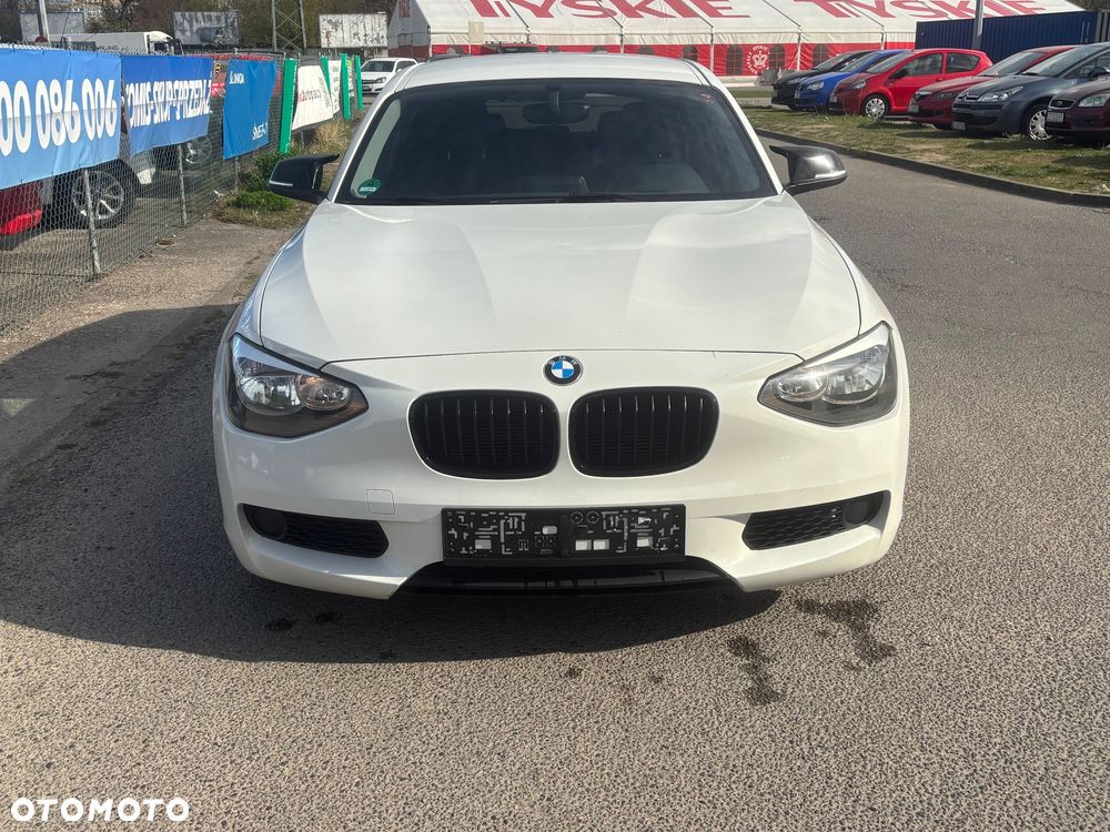 BMW Seria 1 116i - 4