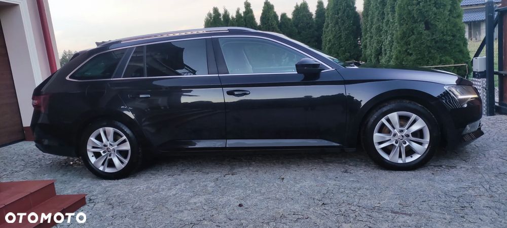 Skoda Superb 2.0 TDI Ambition - 3