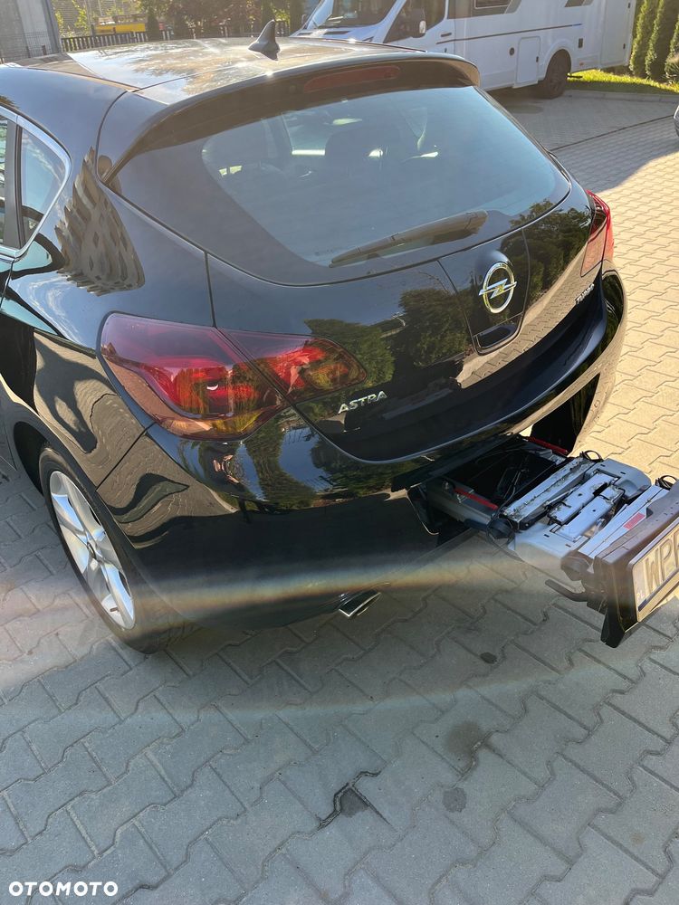 Opel Astra - 16