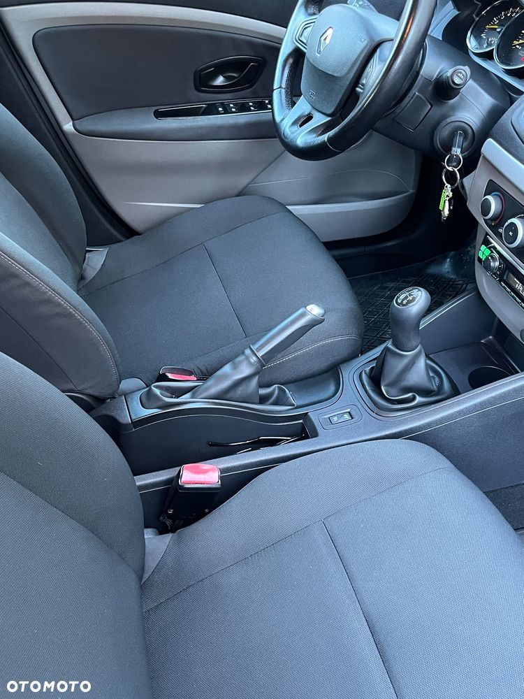 Renault Megane 1.6 16V Generation - 10