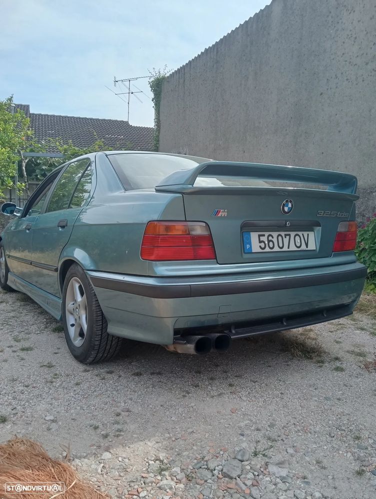 BMW 325 - 3