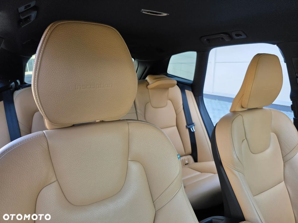 Volvo XC 60 ver-b4-d-awd-inscription - 30