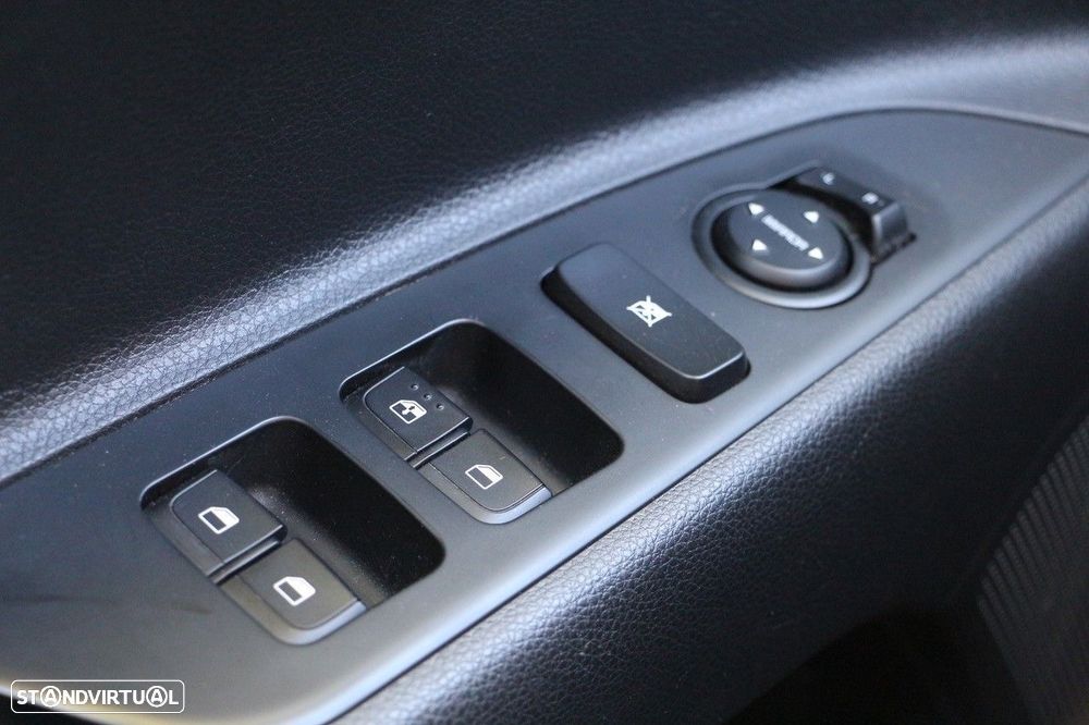 Kia Rio 1.2 CVVT Dynamic - 35