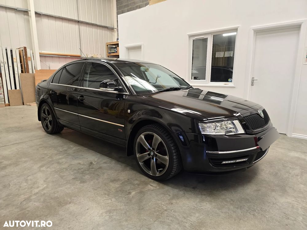 Skoda Superb 2.0 TDI DPF Elegance - 38