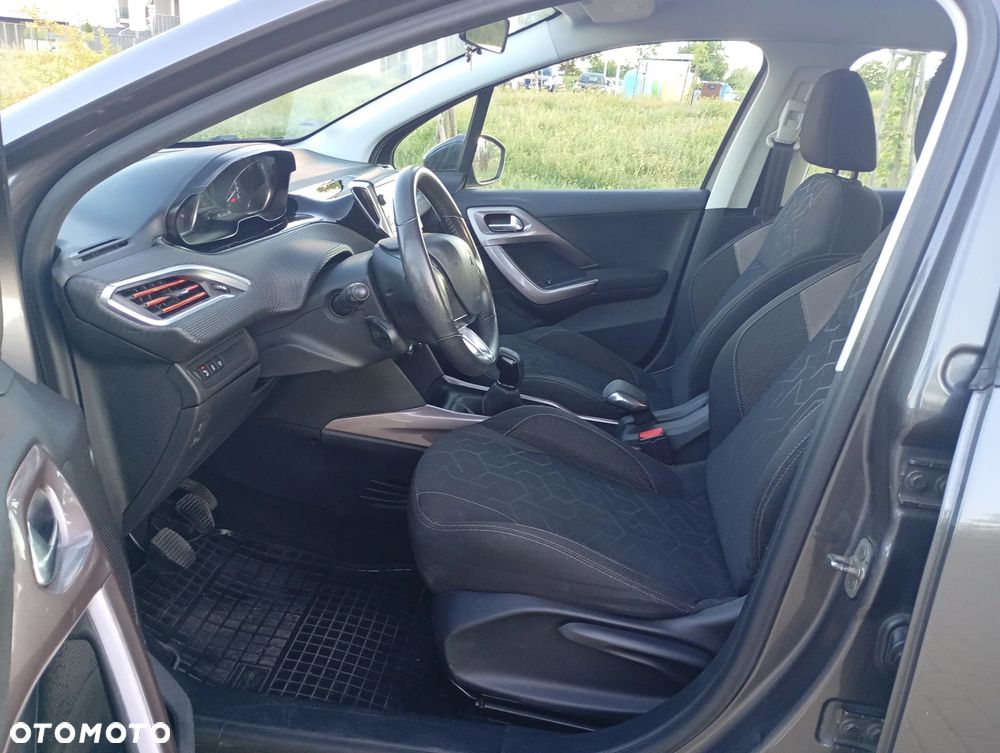 Peugeot 2008 - 19