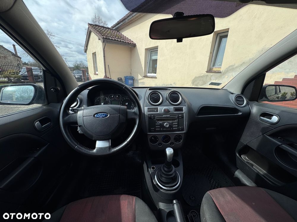 Ford Fiesta 1.25 - 5